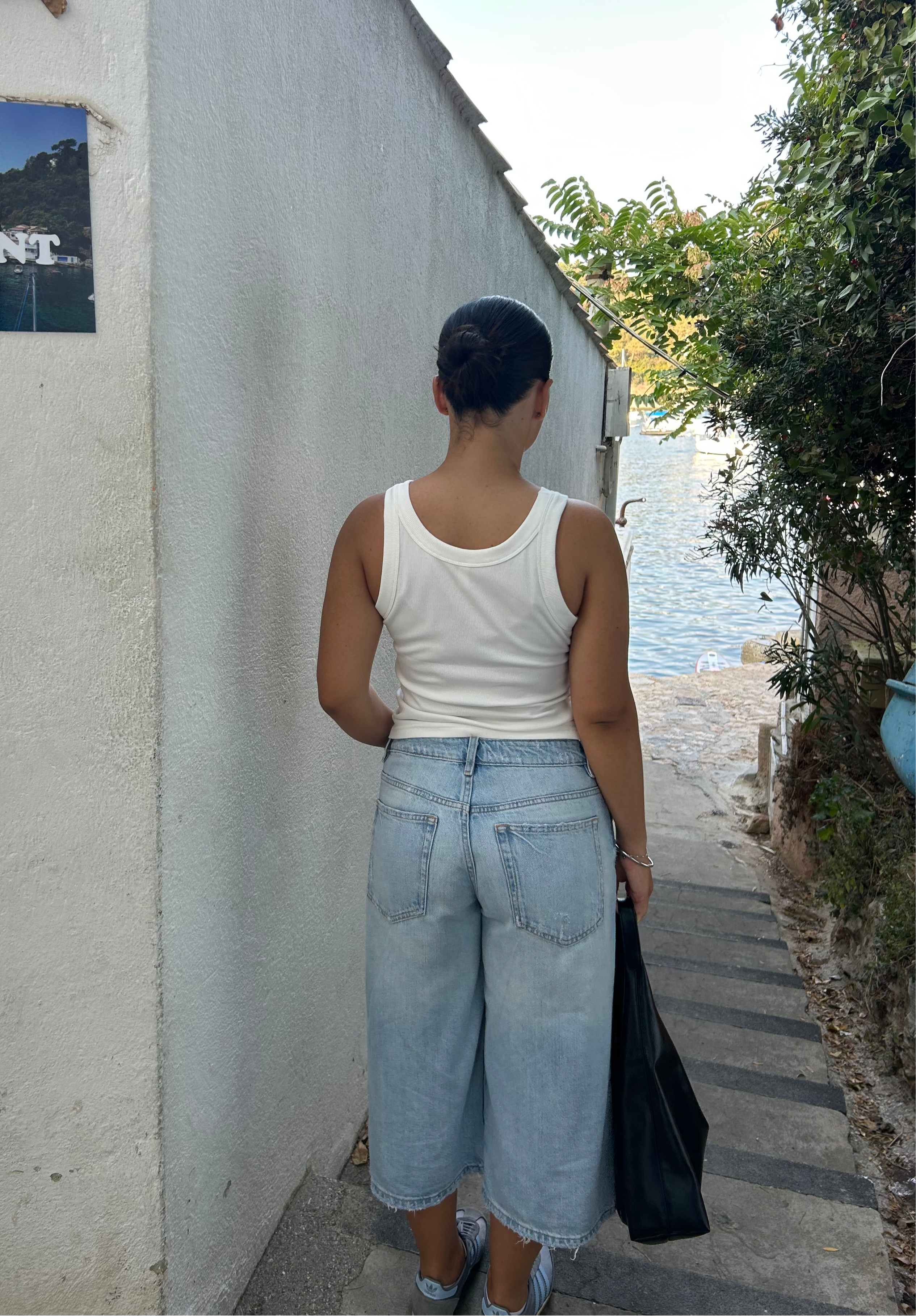Top sans manches blanc en coton vu de dos 